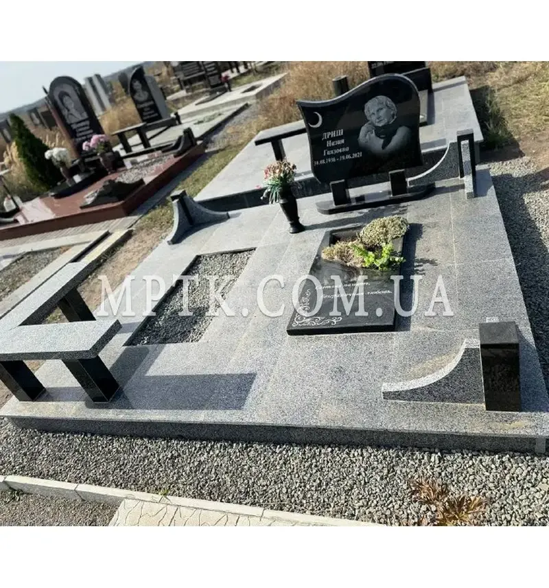 Ограда из гранита на могилу ЗАБ006