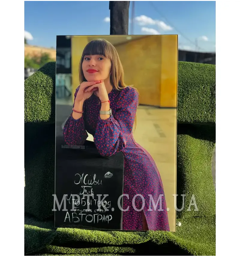 Фотография на стекле для памятников - ФОТ007. Размер: 80*50 см