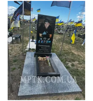 Фотография на стекле для памятников - ФОТ009. Размер: 100*60 см