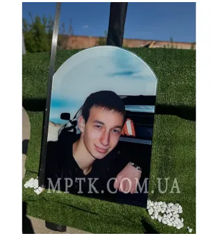 Фотография на стекле для памятников - ФОТ006. Размер: 70*60 см