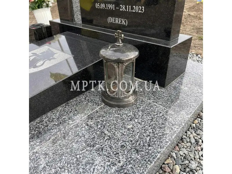 Лампада гранитная 17